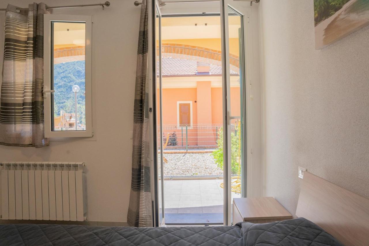 045B - Villetta Moderna 02-24E Con Vasca Idromassaggio In Giardino, Solo 15 Minuti Da Mare E Spiaggia - Posto Auto Gratuito San Lazzaro  Экстерьер фото