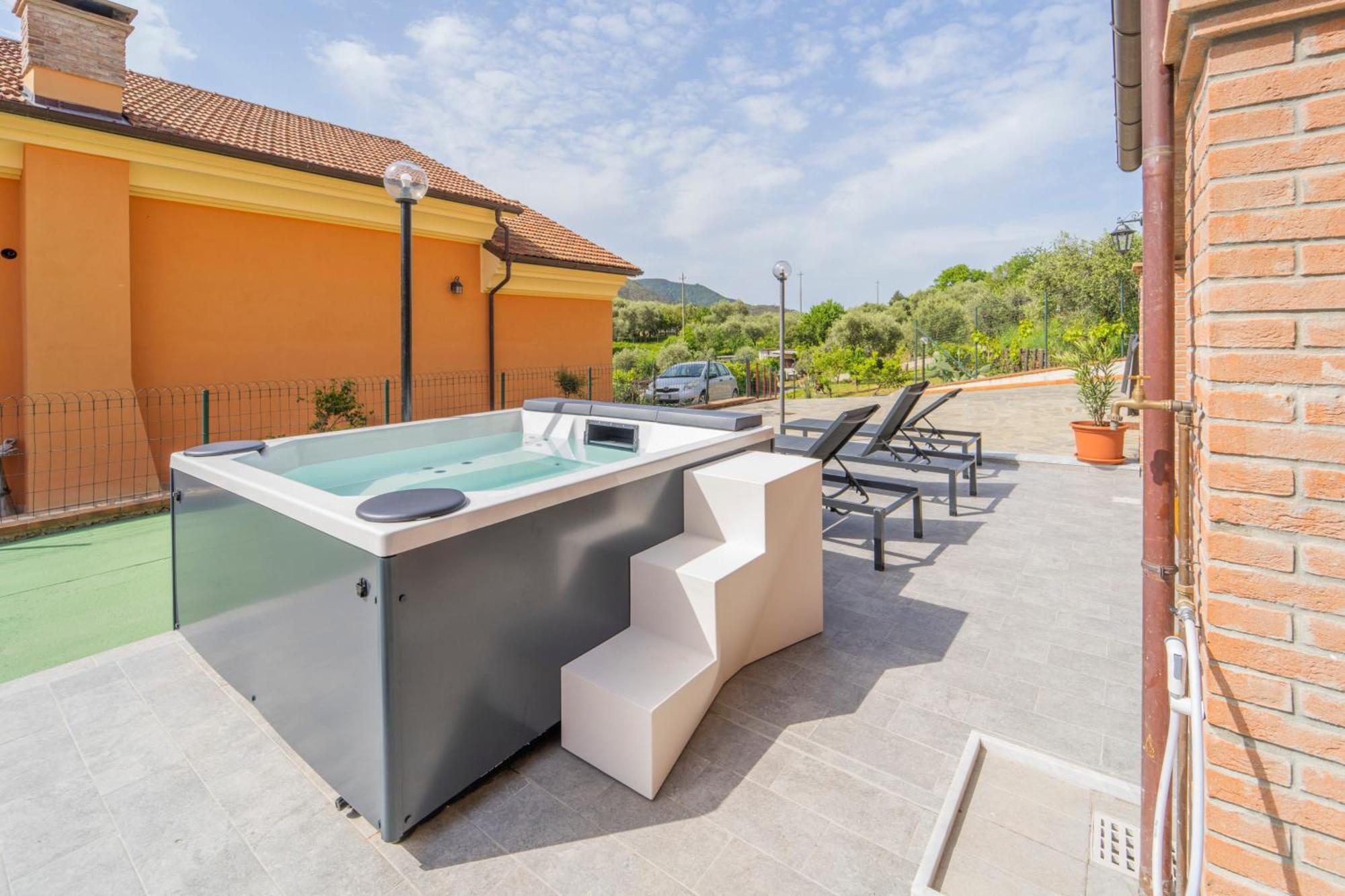 045B - Villetta Moderna 02-24E Con Vasca Idromassaggio In Giardino, Solo 15 Minuti Da Mare E Spiaggia - Posto Auto Gratuito San Lazzaro  Экстерьер фото