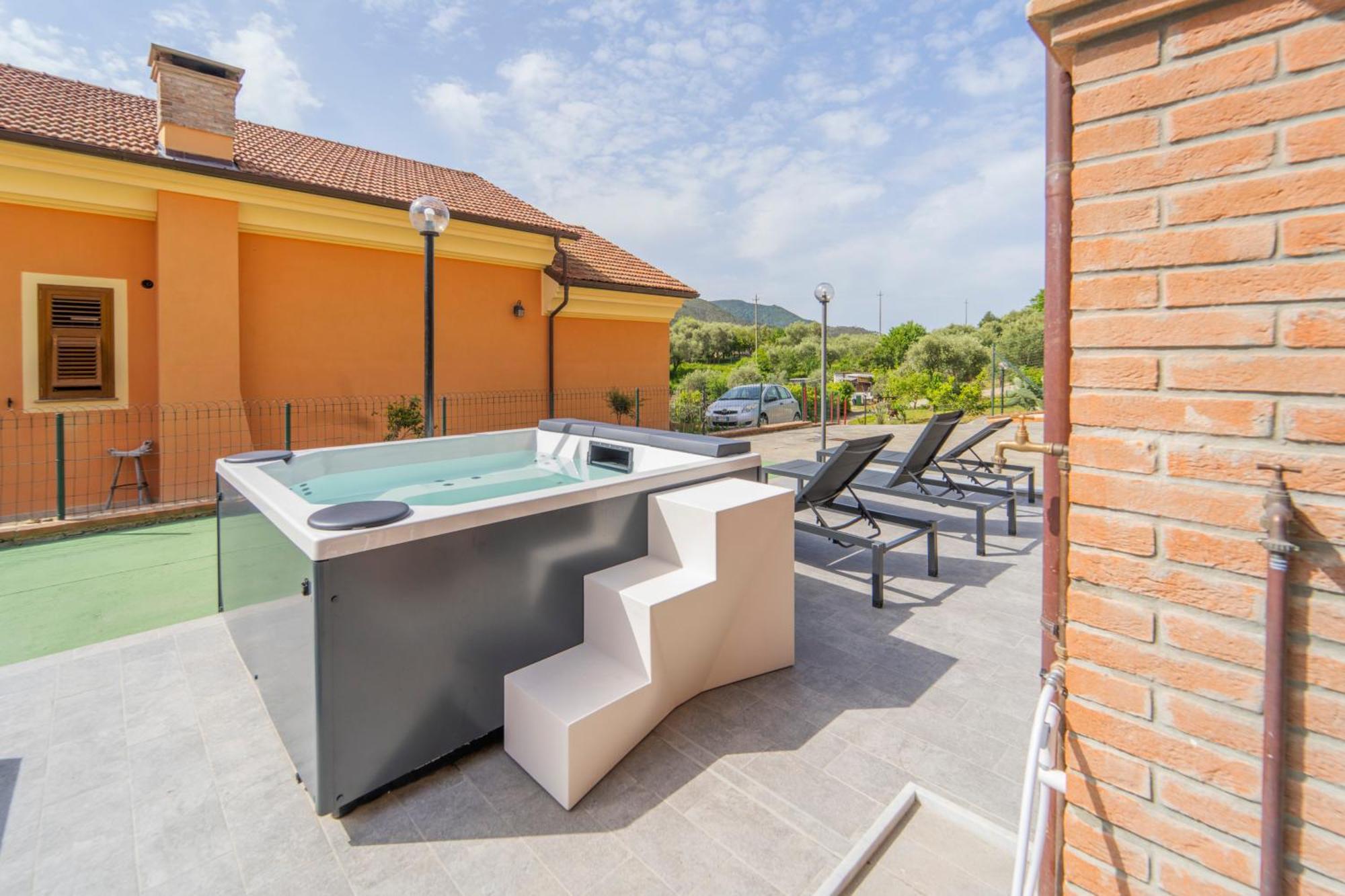 045B - Villetta Moderna 02-24E Con Vasca Idromassaggio In Giardino, Solo 15 Minuti Da Mare E Spiaggia - Posto Auto Gratuito San Lazzaro  Экстерьер фото